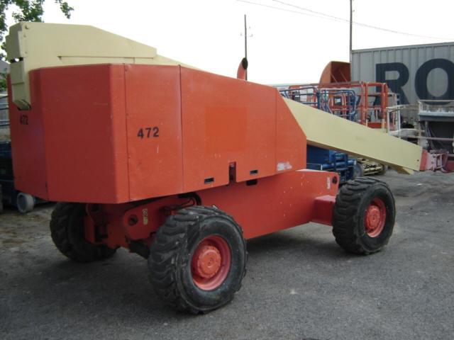 JLG 60' manlift